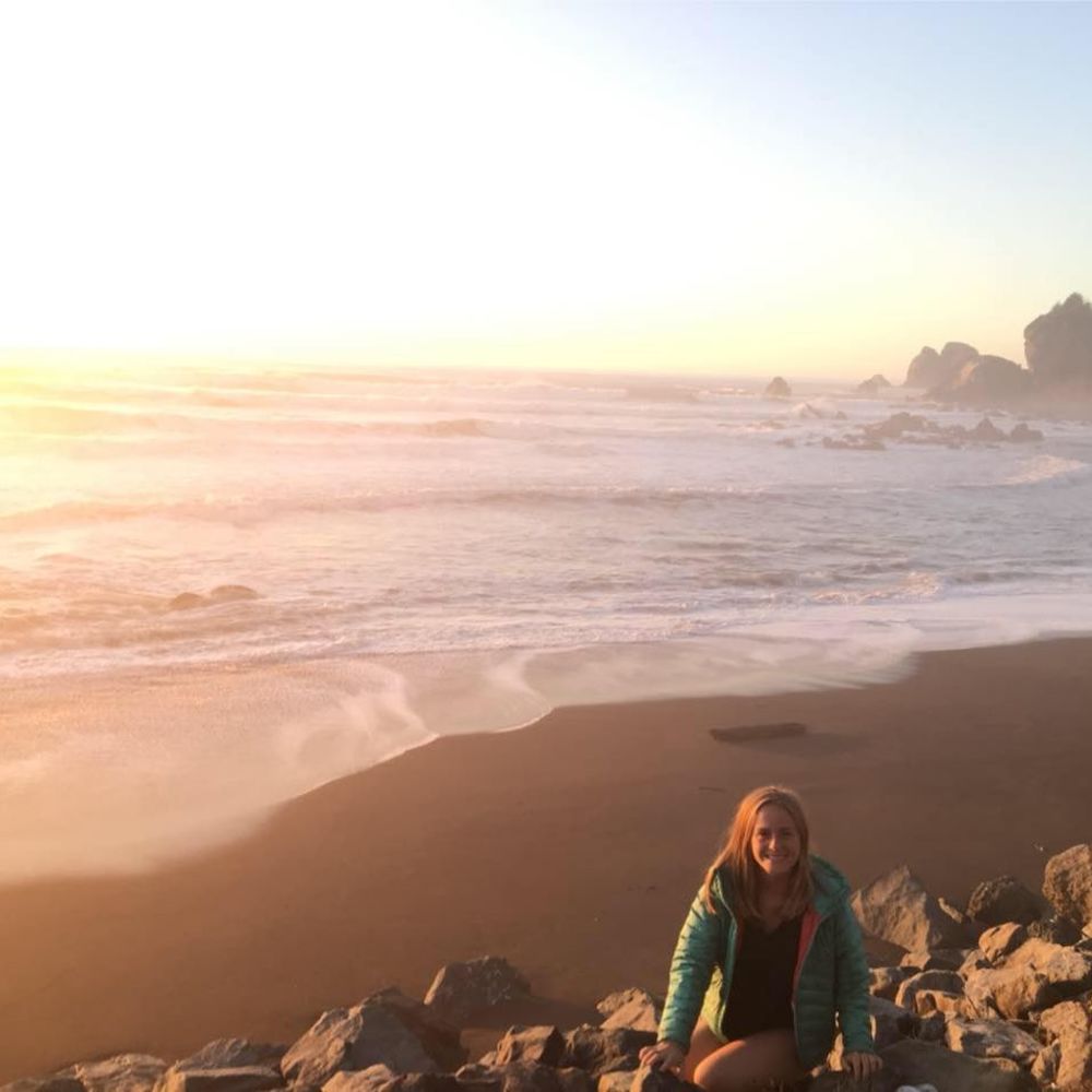 Meet your Posher, Alexis